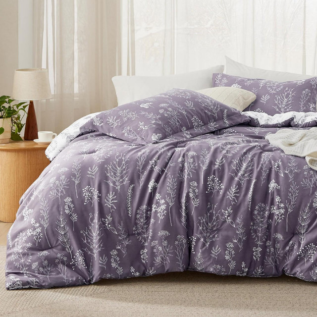 3 Pcs Floral Printed Reversible Sage Green Comforter Set Queen Size Soft Designed Plants Pattern Bedding Set
