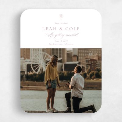 White Rounded Wedding Save the Date - Océan Photo
