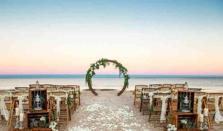 The Wedding Website of Martha Hafele and Henry Mather