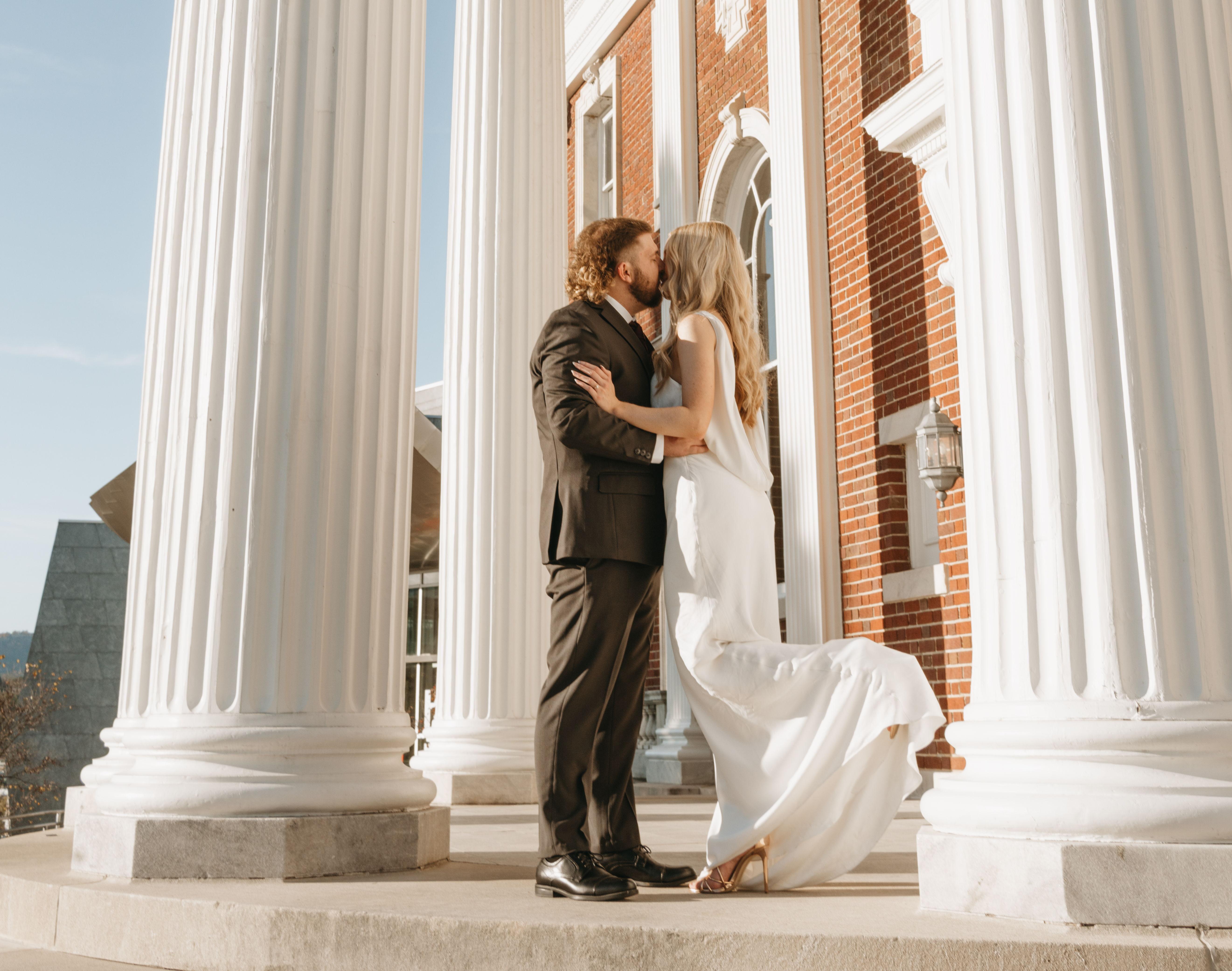The Wedding Website of Emily King and Tucker Underwood