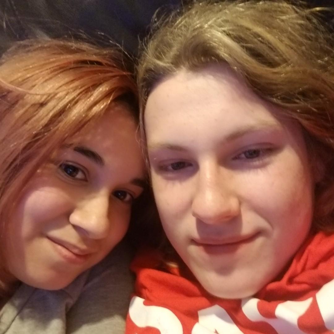 A very old picture of Simeon and Kris