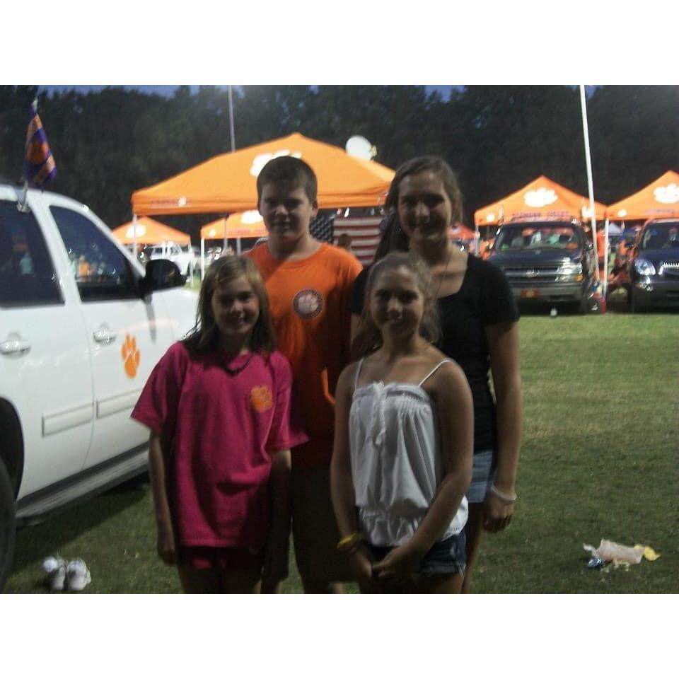 The first tailgate together :)