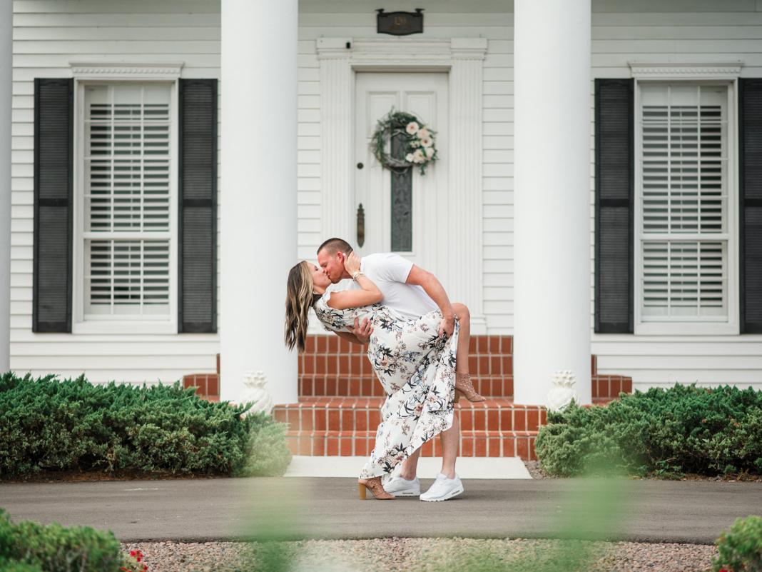 The Wedding Website of Nikki Ammeraal and Mike Graham