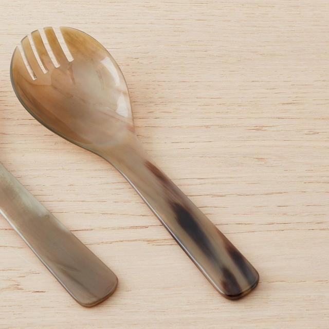 light horn serving set