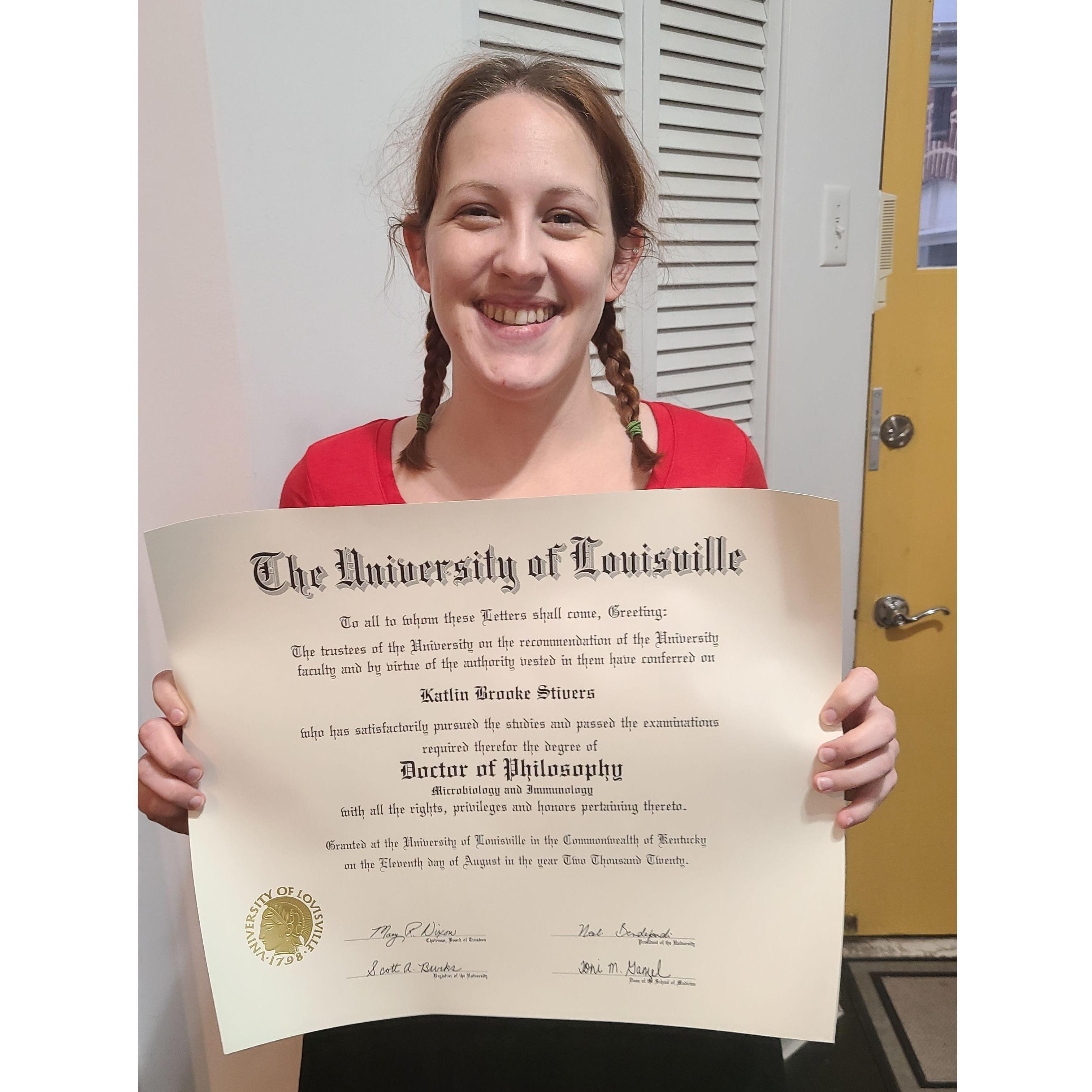 August 2020: After 6 years, Katlin gets her official Doctor papers!