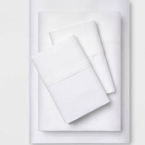 King Solid Performance 400 Thread Count Sheet Set White - Threshold™: Cotton Sateen, 4-Piece, OEKO-TEX Certified