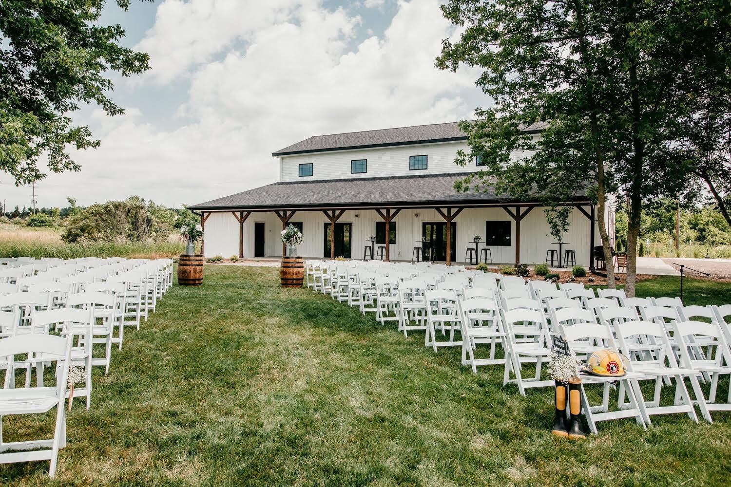 The Wedding Website of Lauren Old and Jake Ellis