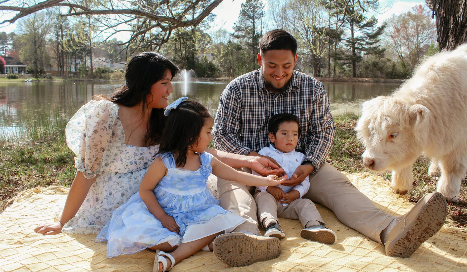 The Wedding Website of Sandra Gonzalez and Bladimir Ramirez