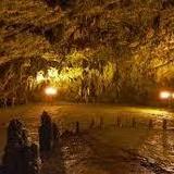 Drogarati Cave