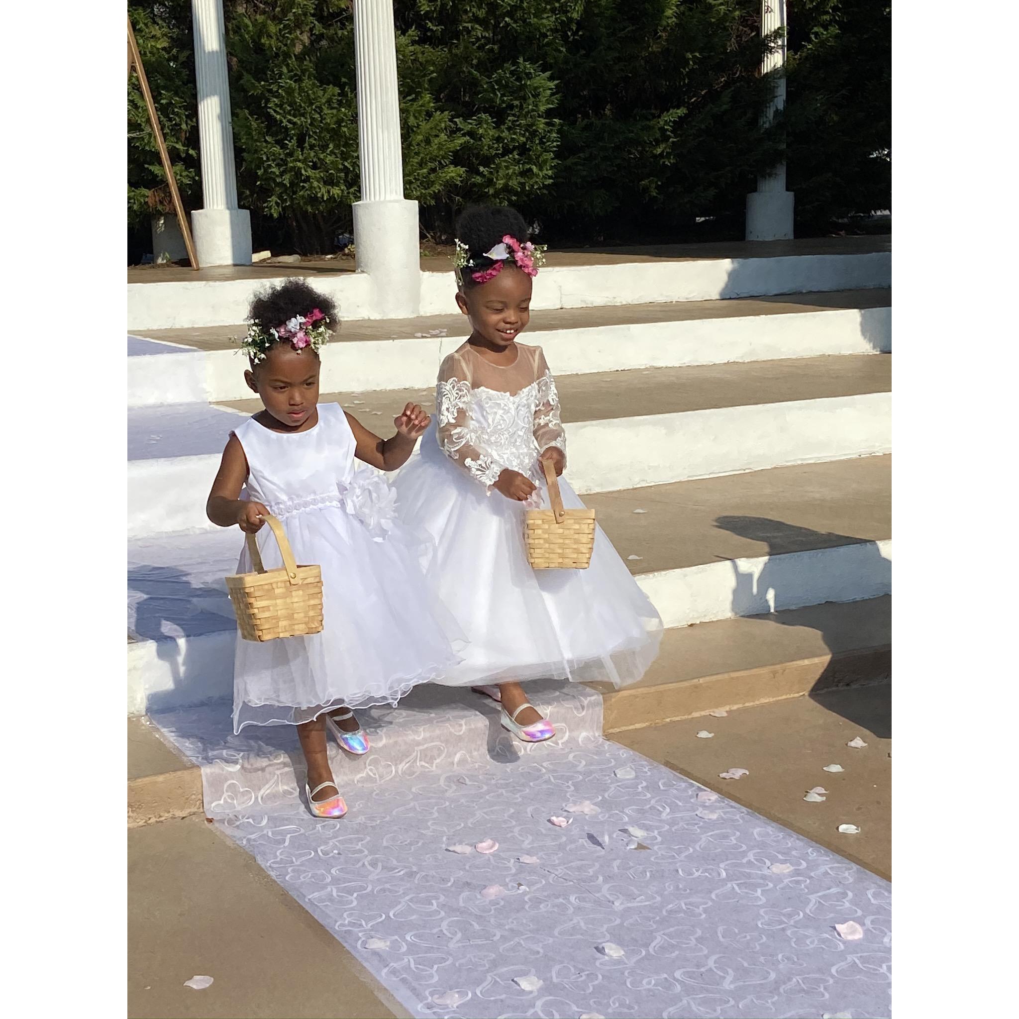 The flower girls!