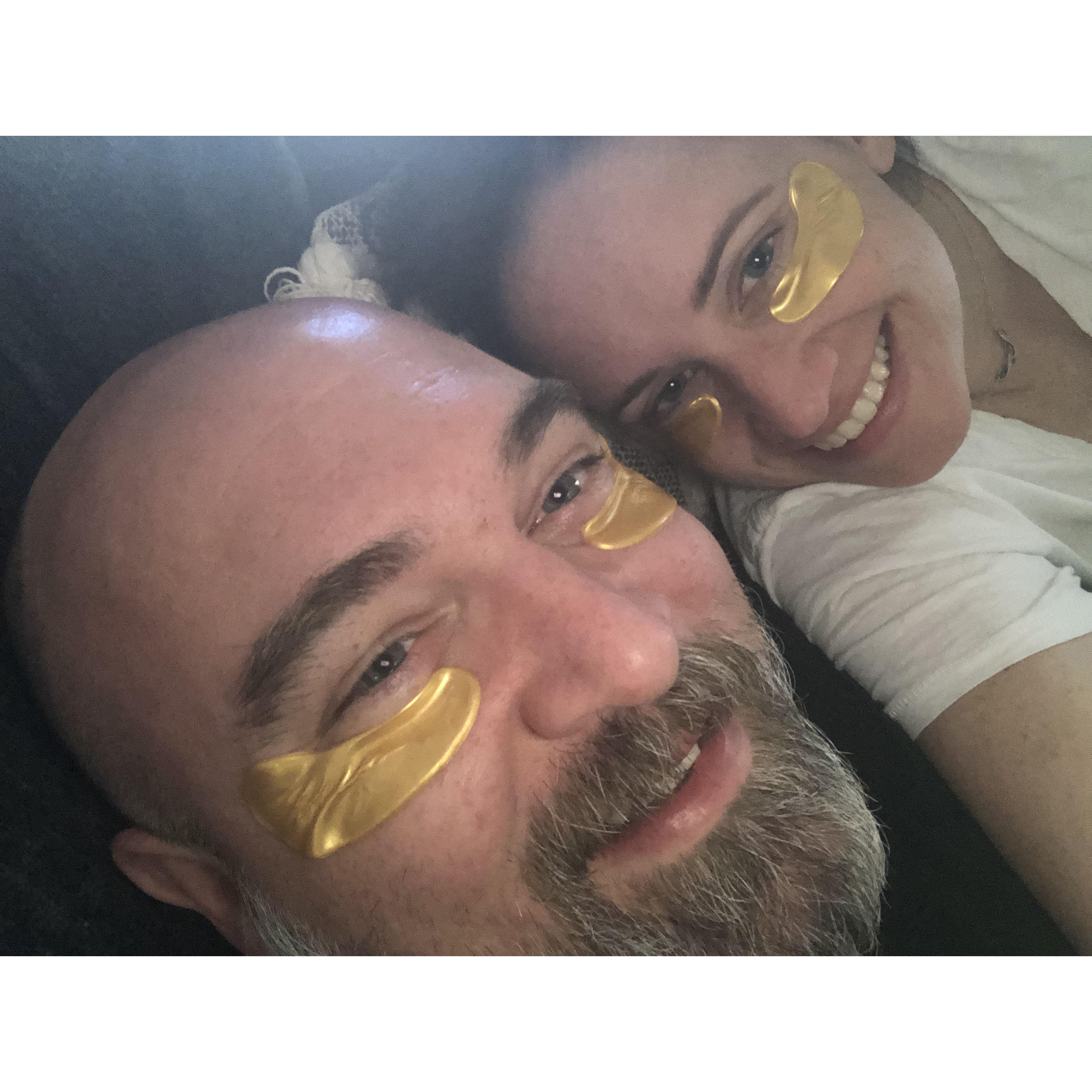 The couple that decreases wrinkles together, stays together!