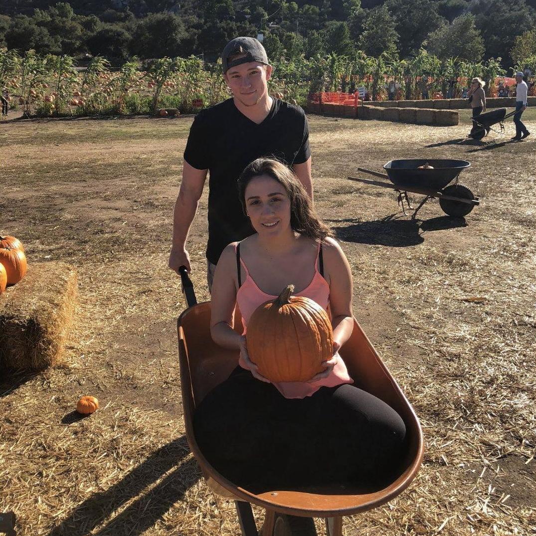 Bates Nut Farm "Haunting" For The Perfect Pumpkin