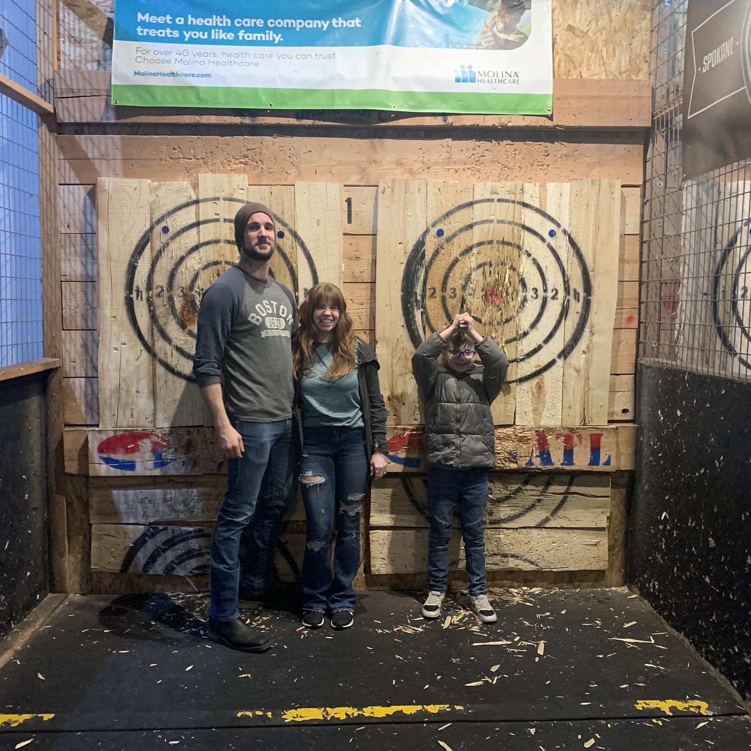 Ax throwing