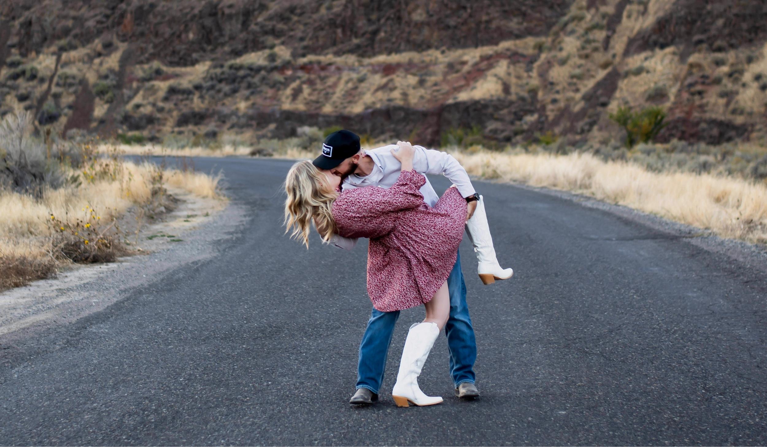 The Wedding Website of Kourtney Grothaus and Cole Chapman