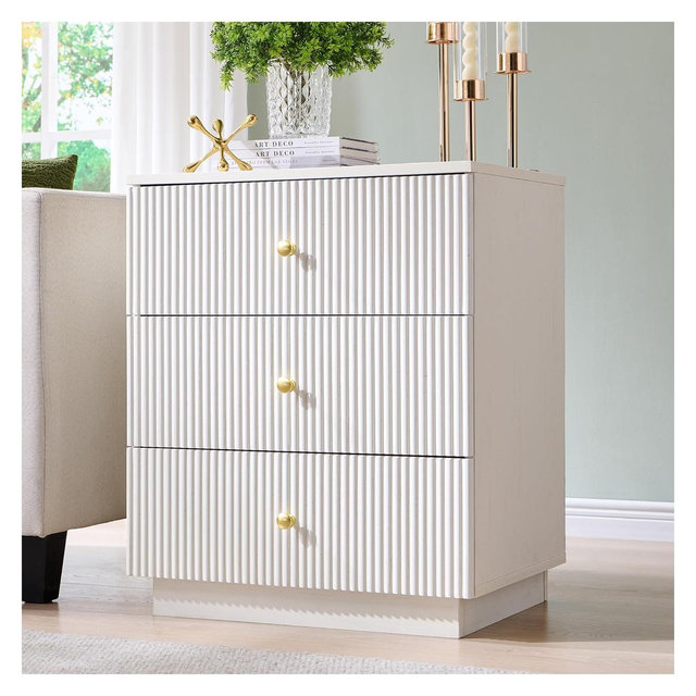 SinCiDo Fluted Nightstand with Charging Station, 21.65" Wide Modern Wood Bedside Table w/3 Storage Drawers for Bedroom, Living Room, White