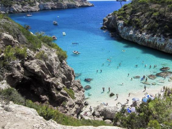 Honeymoon Fund, The Mediterranean