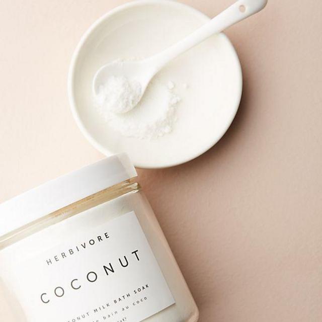 Herbivore Botanicals Coconut Milk Bath Soak