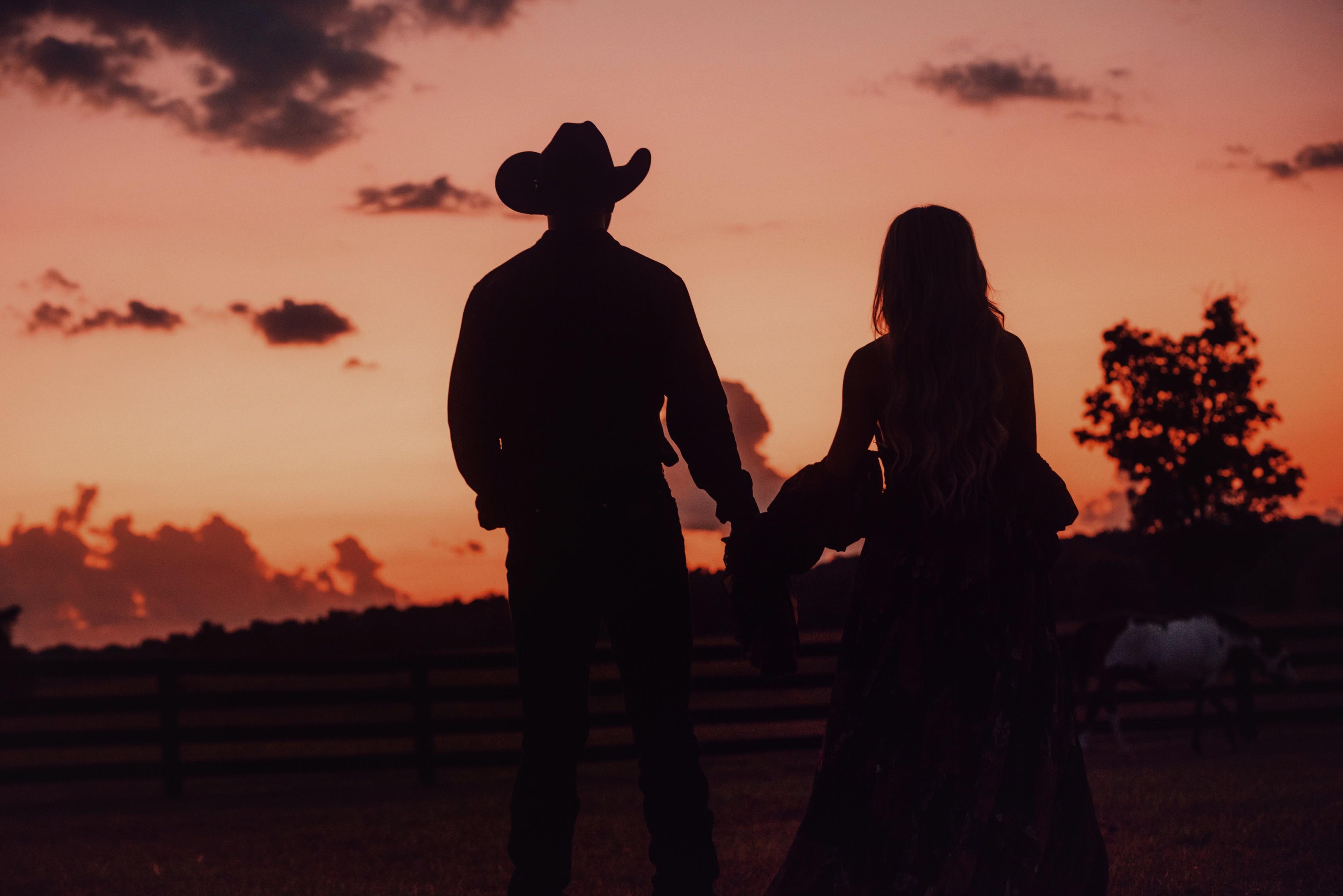 The Wedding Website of Holly Stocks and Darin Blue