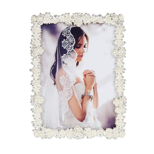 5x7 Picture Frame with Pearl for Wedding, Silver Plated Photo Frames with High Definition Real Glass Frames with Rhinestones, 5x7 Frame for Wedding Gift, Tabletop or Wall Mounting Display for Bedroom Living Room