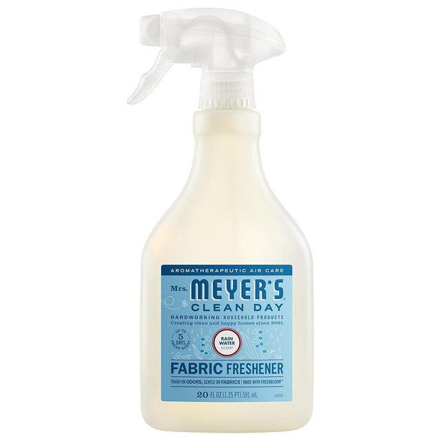 MRS. MEYER'S CLEAN DAY Fabric Freshener, Rain Water Scent, 20 Ounce Bottle