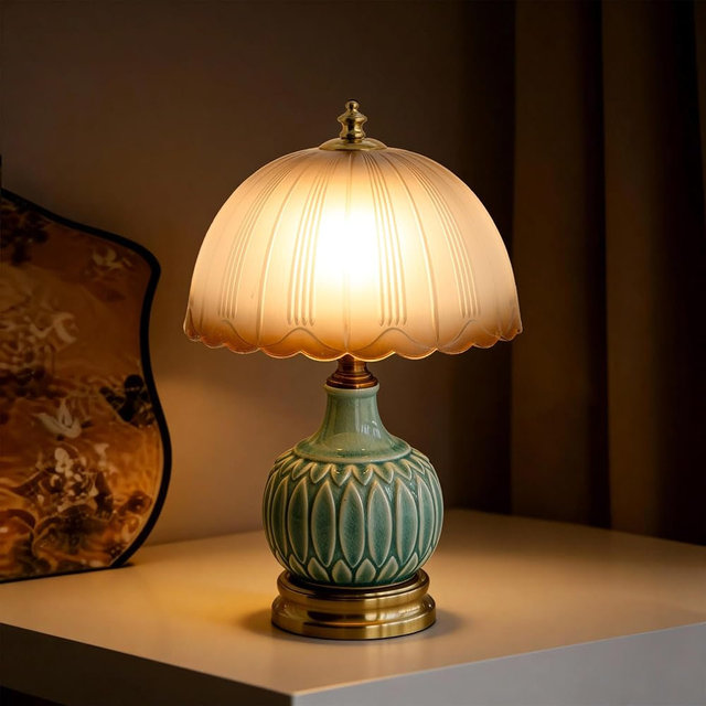 URLIGHTS 15.7" Mid-Century Modern Table Lamp, Green Ceramic Base with Scalloped Gradient Glass Shade, 3-Color Dimmable LED Bedside Lamp for Bedroom & Living Room, Aesthetic Home Decor, Bulb Included