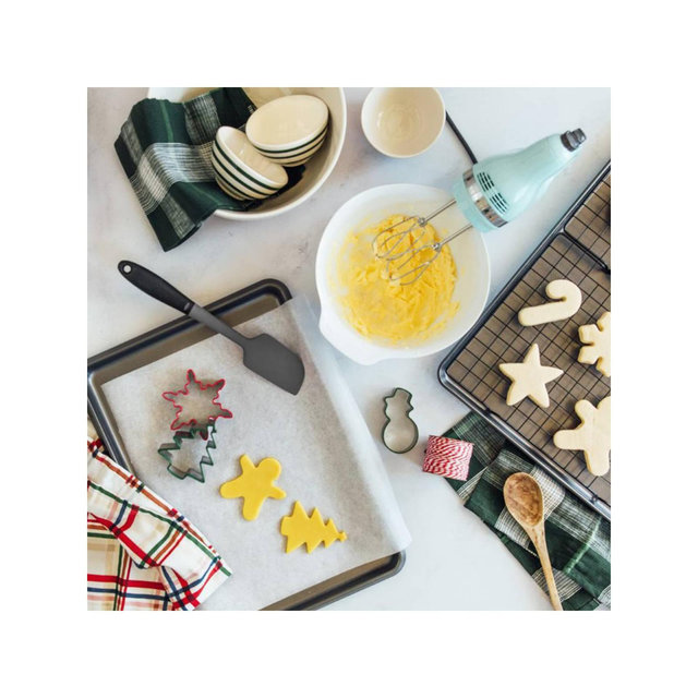 Holiday Baking Essentials Gift Collection