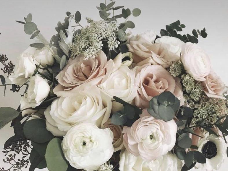 The Wedding Website of Donna Navedo Rivera and Jason Sexton