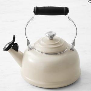 Le Creuset Classic Whistling Tea Kettle - Brioche