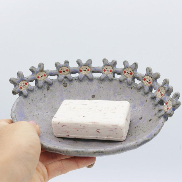 Smiling stars draining soap dish kitchen decor bathroom decor home decor sponge holder ceramic spoon rest smiling friends soap saver for her