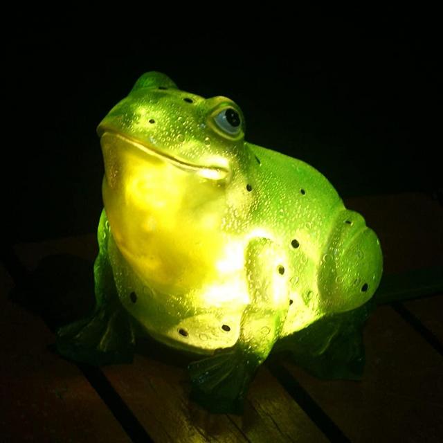 TIAAN Garden Decor, Garden Solar Light, 157807 Solar Powered Outdoor LED Light, Frog with LED Glowing Shells