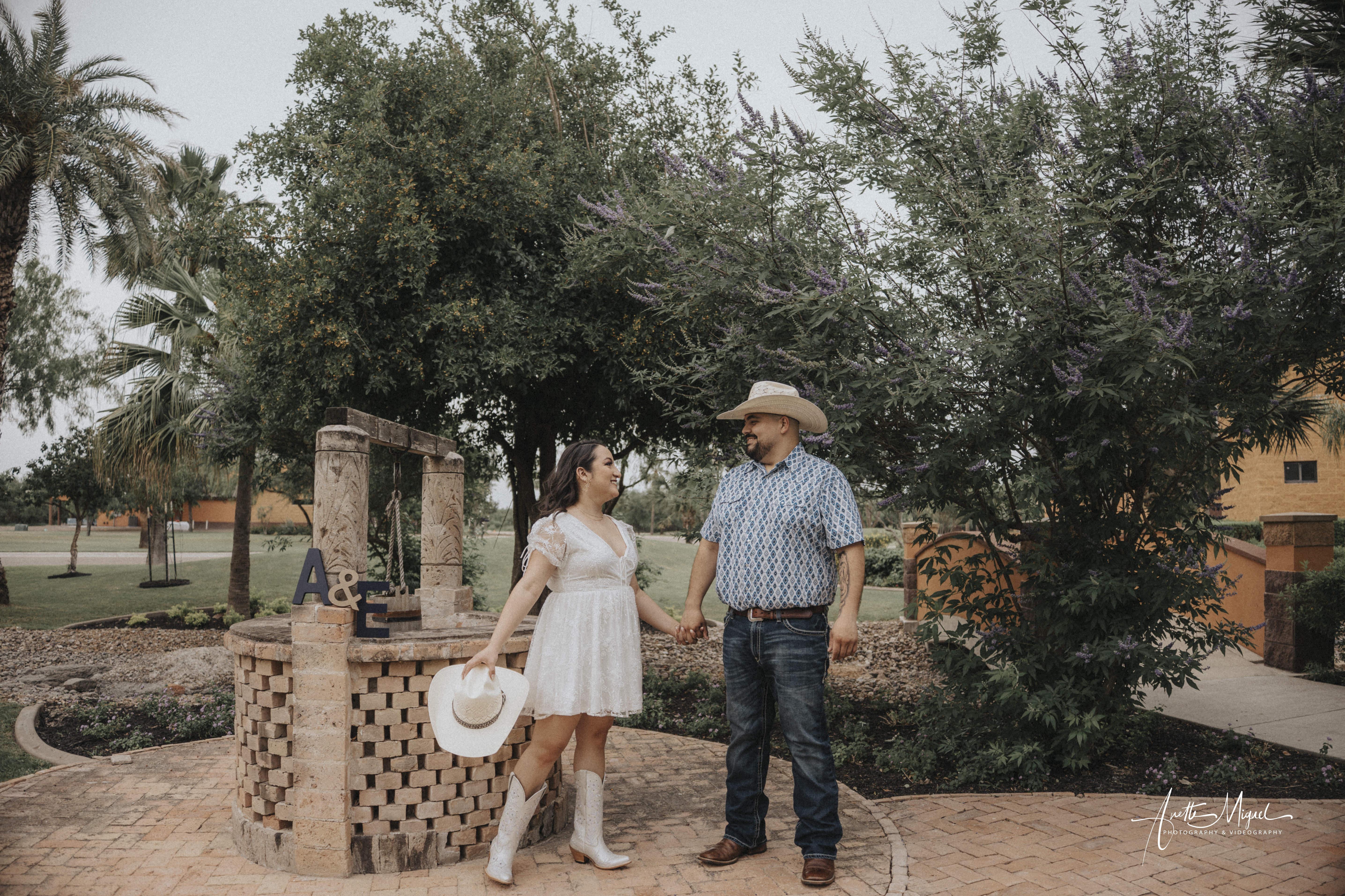 The Wedding Website of Armando Alanis and Erika Rivera