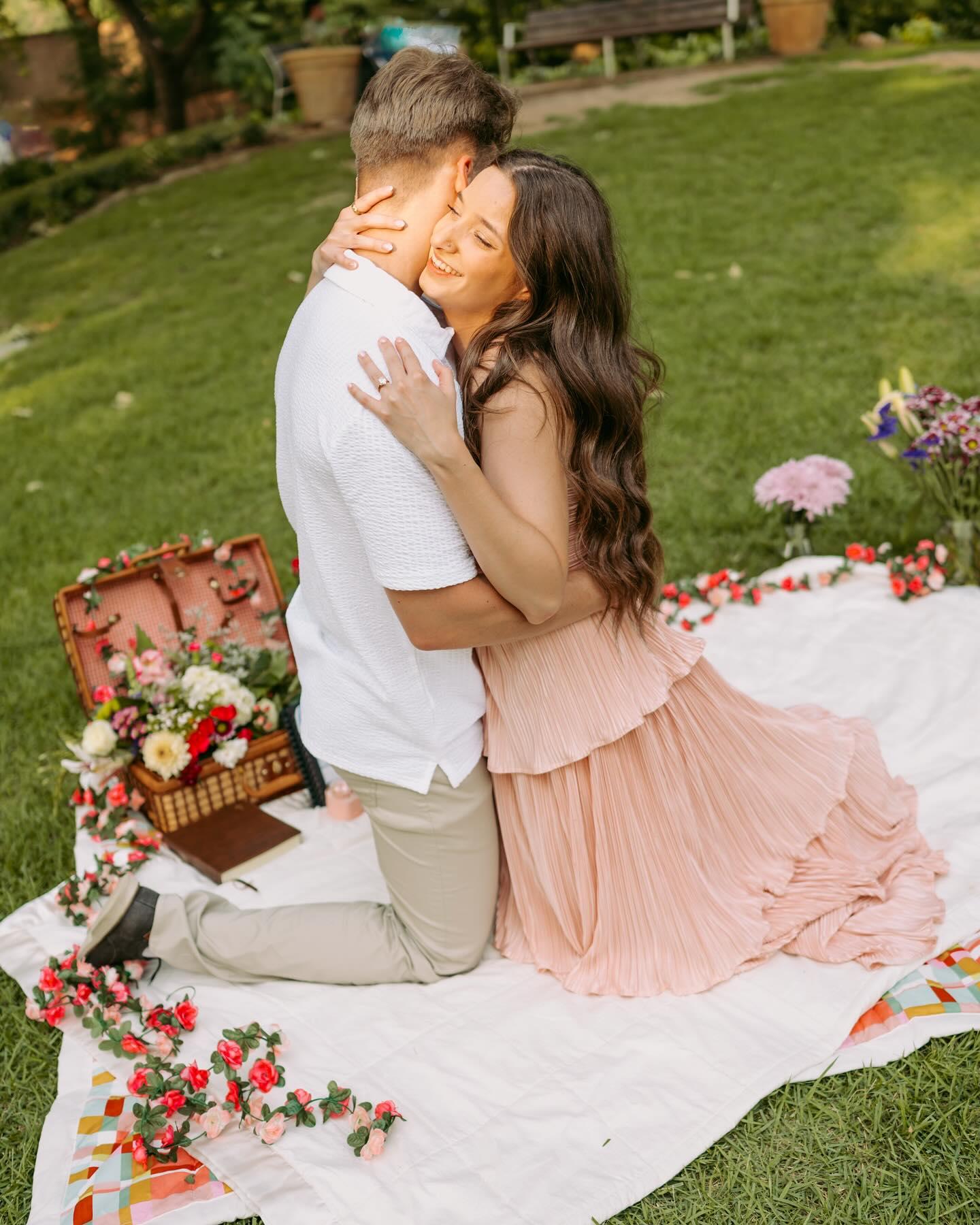 The Wedding Website of Faith Warren and Blake Snyder