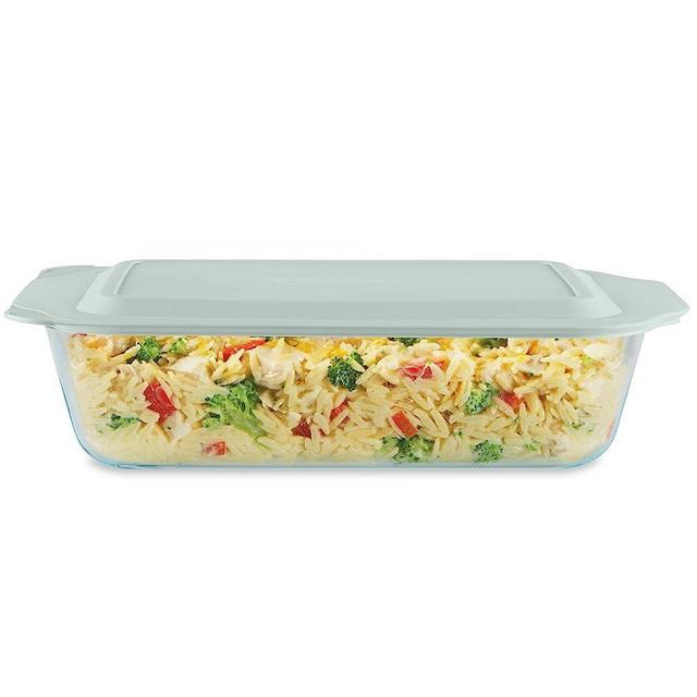 Pyrex Deep 7x11 Inch Glass Baking Dish with Plastic Lid, Rectangular Bakeware Set For Casserole Loaf Lasagna, BPA-Free Dishwasher Microwave Freezer Oven Safe