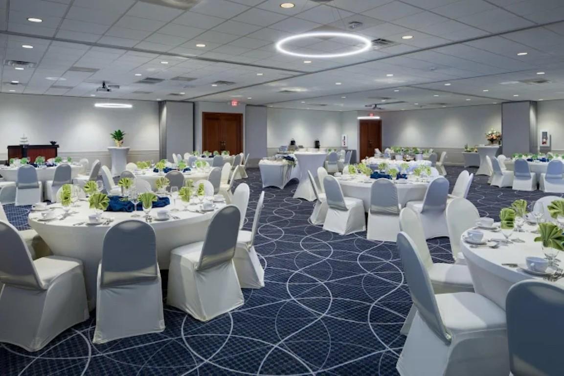 The Wedding Website of Paul Warren and Cassie Payne