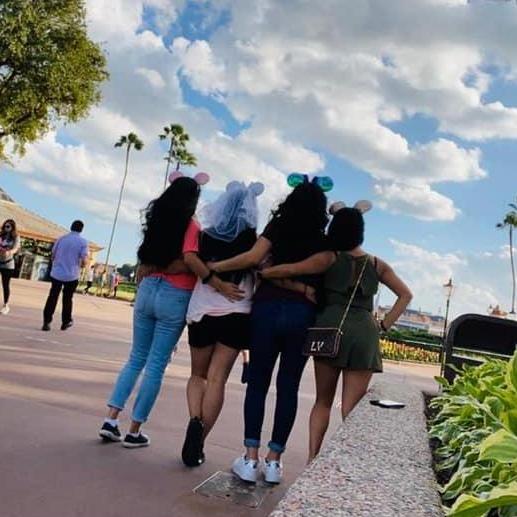 Bridal Party Disney Trip with my siblings