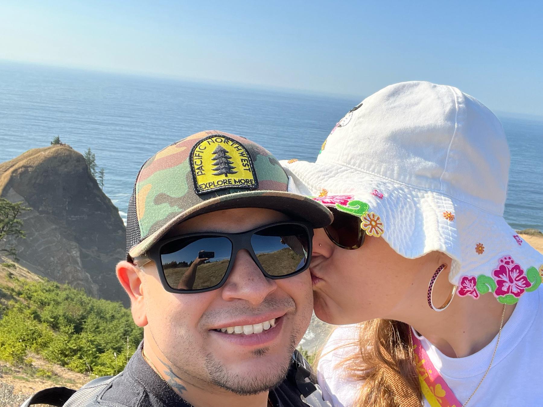 The Wedding Website of Sunshine Sawyer and Joey Mendez