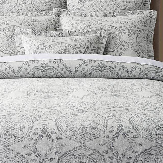 Castillo Medallion Cotton-Linen Duvet Cover White Mist King