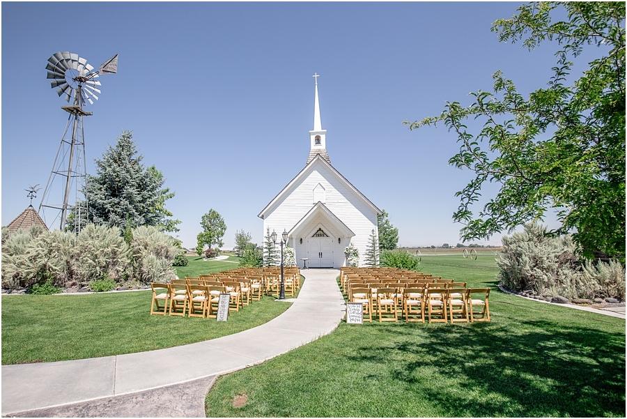 The Wedding Website of Jesse Loya and Hailey Gregor