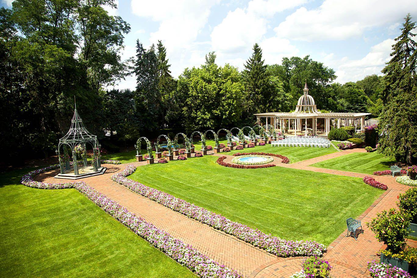 The Wedding Website of Monisha Ahluwalia and Lyle Nolasco