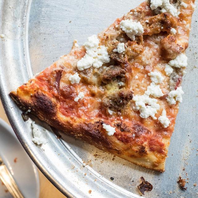 Pizza City, USA Chicago Pizza Walking Tour by VEBO®