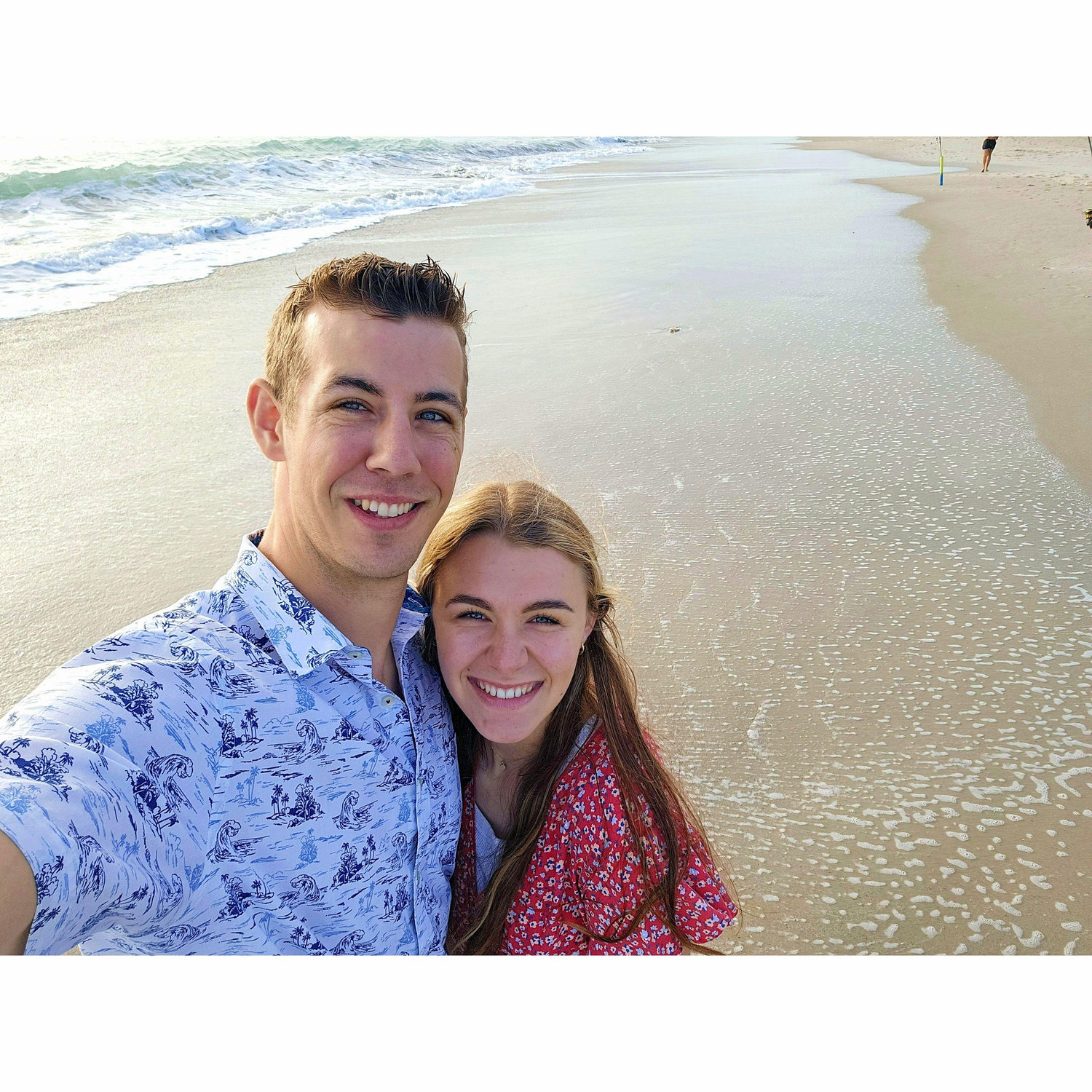 Went to watch the sunrise together at the beach before I flew back home Mar 16th. :)