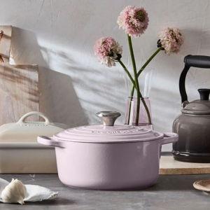 Signature Round Dutch Oven - Shallot - 5.5qt