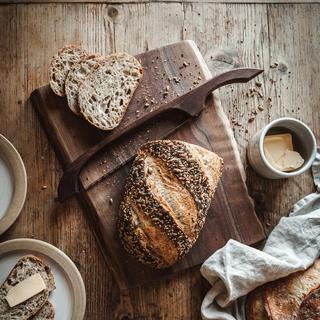 Pantry Bread Bow