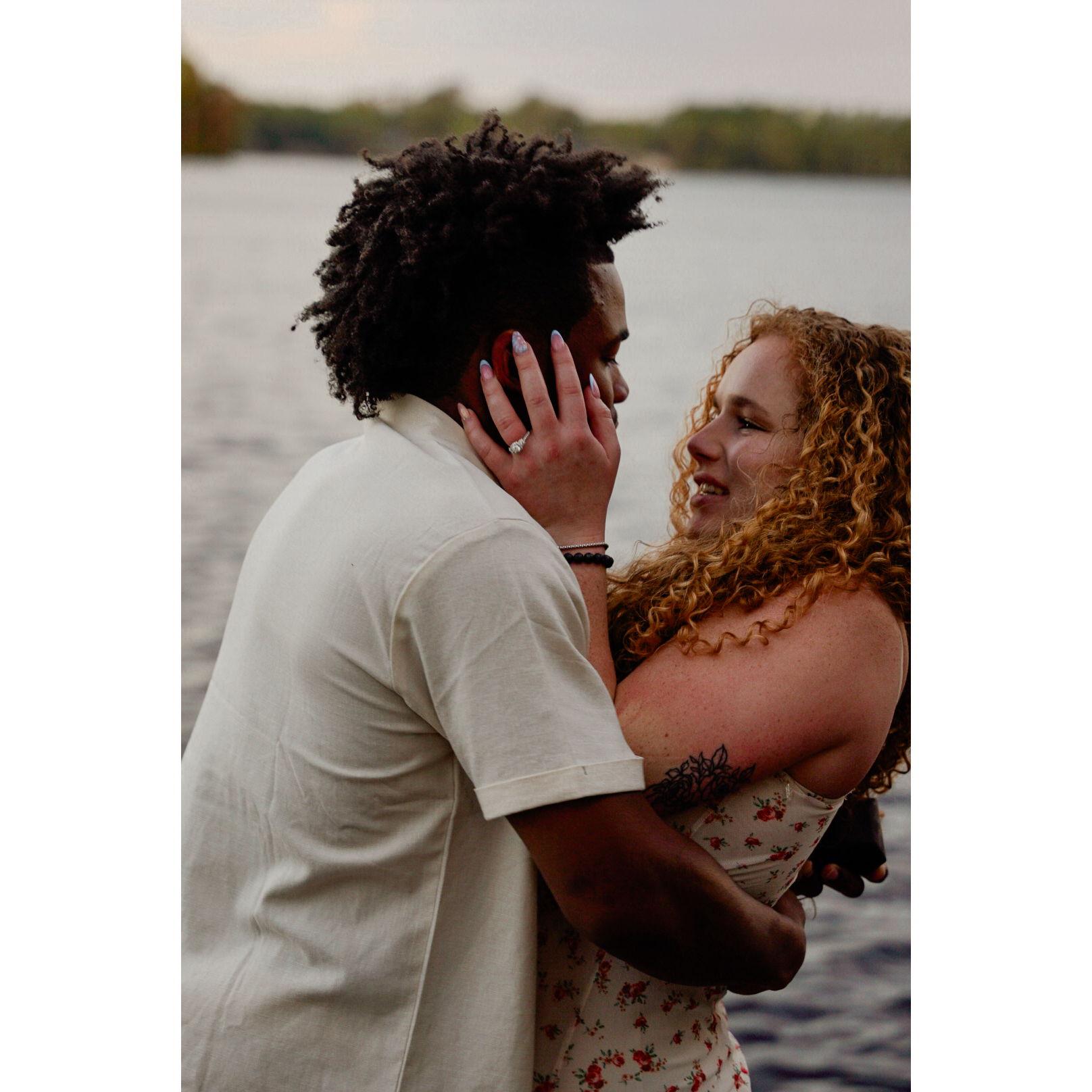 <3