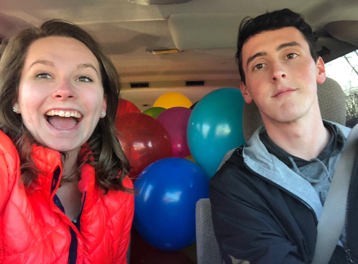 Pranking Mason’s car by filling it with balloons!