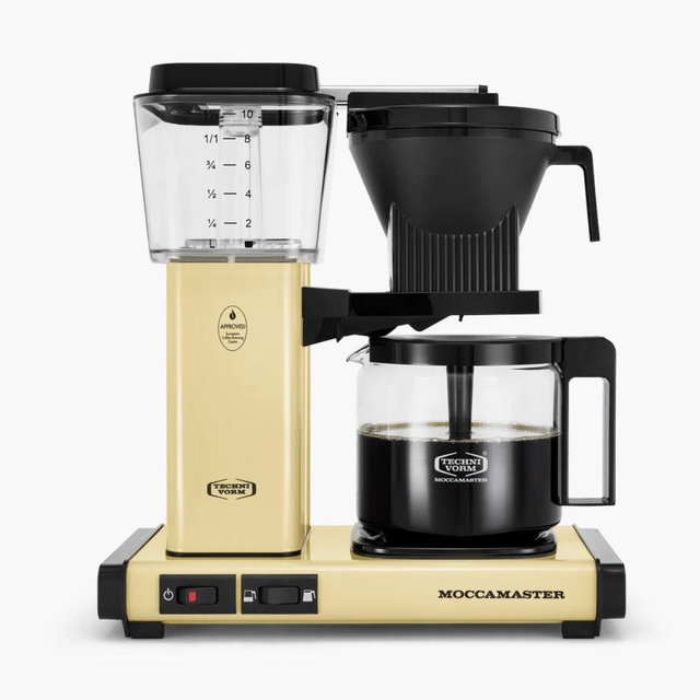 Moccamaster KBGV Coffee Maker – SCA/ECBC Certified Drip Brewer COLOR: BUTTER YELLOW