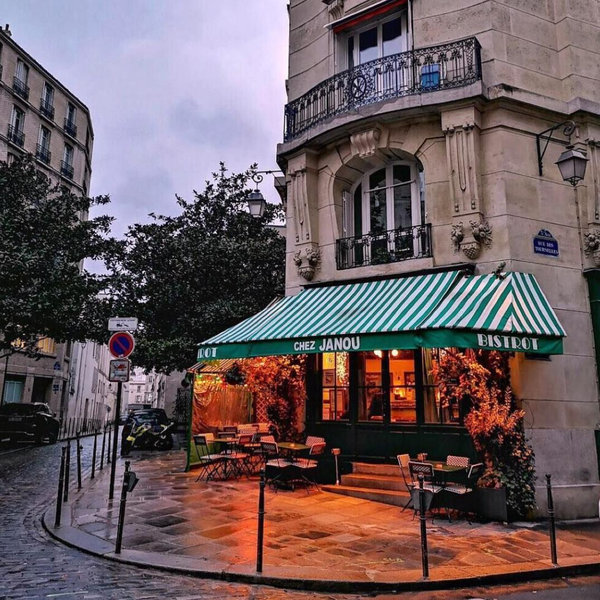 Lunch at Chez Janou