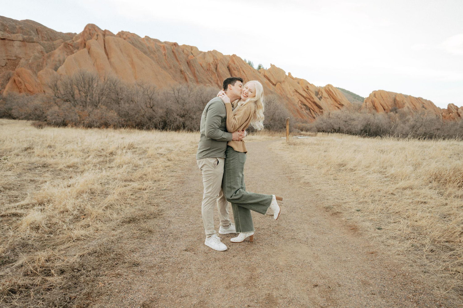 The Wedding Website of Noa Kossmann and Noah Clay