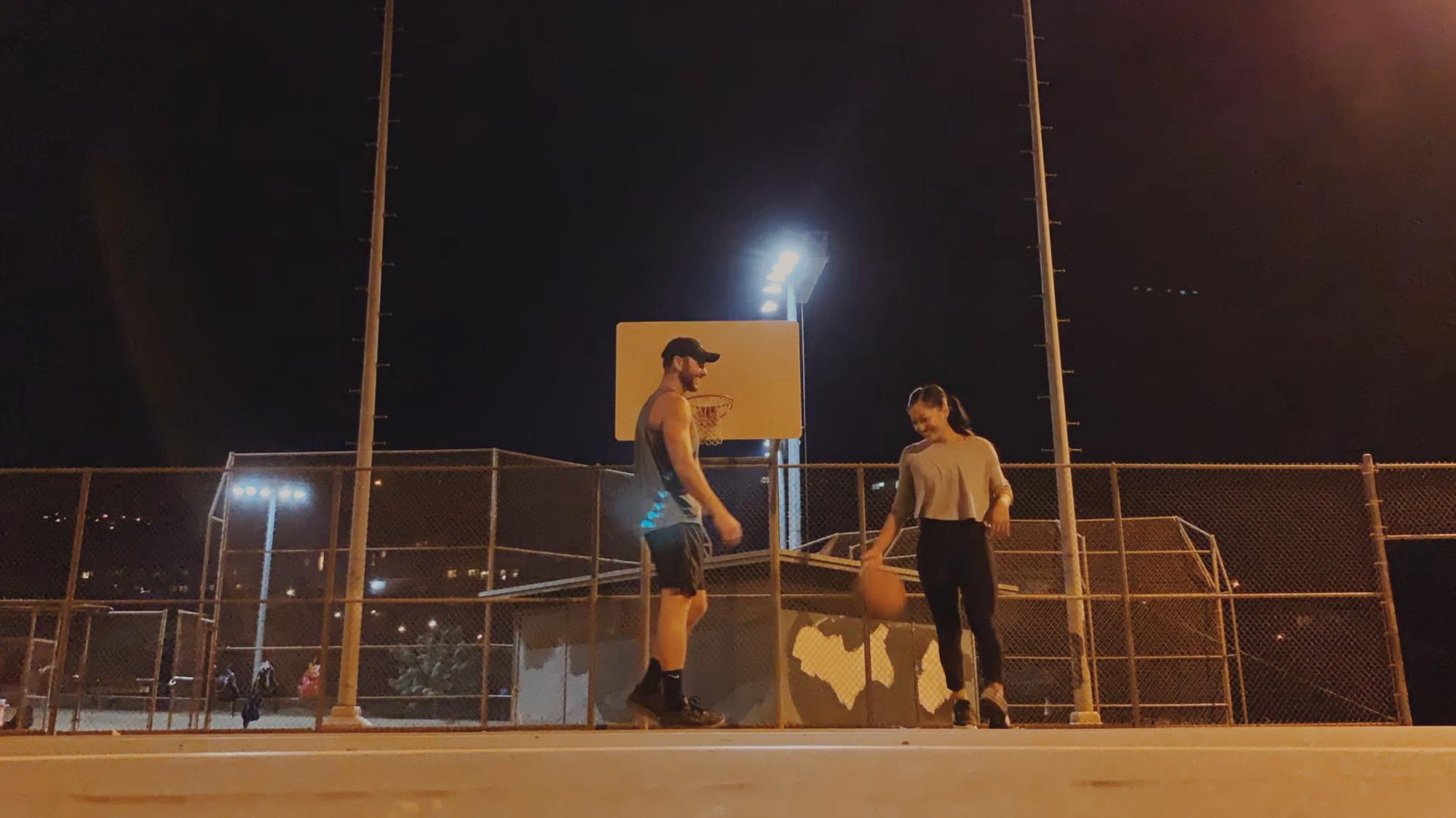 January 2019 • Phil & Rachele are highly competitive & their love to play sports and compete keeps everything fun!
FUN FACT: She beat him in their 1st game of Horse. Watch out for her mid-range shot!