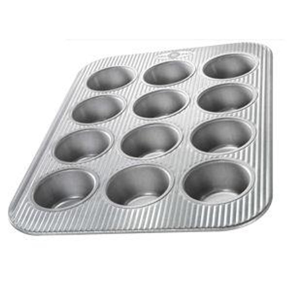 USA Pan Bakeware Muffin Pan, 12-Well, Aluminized Steel